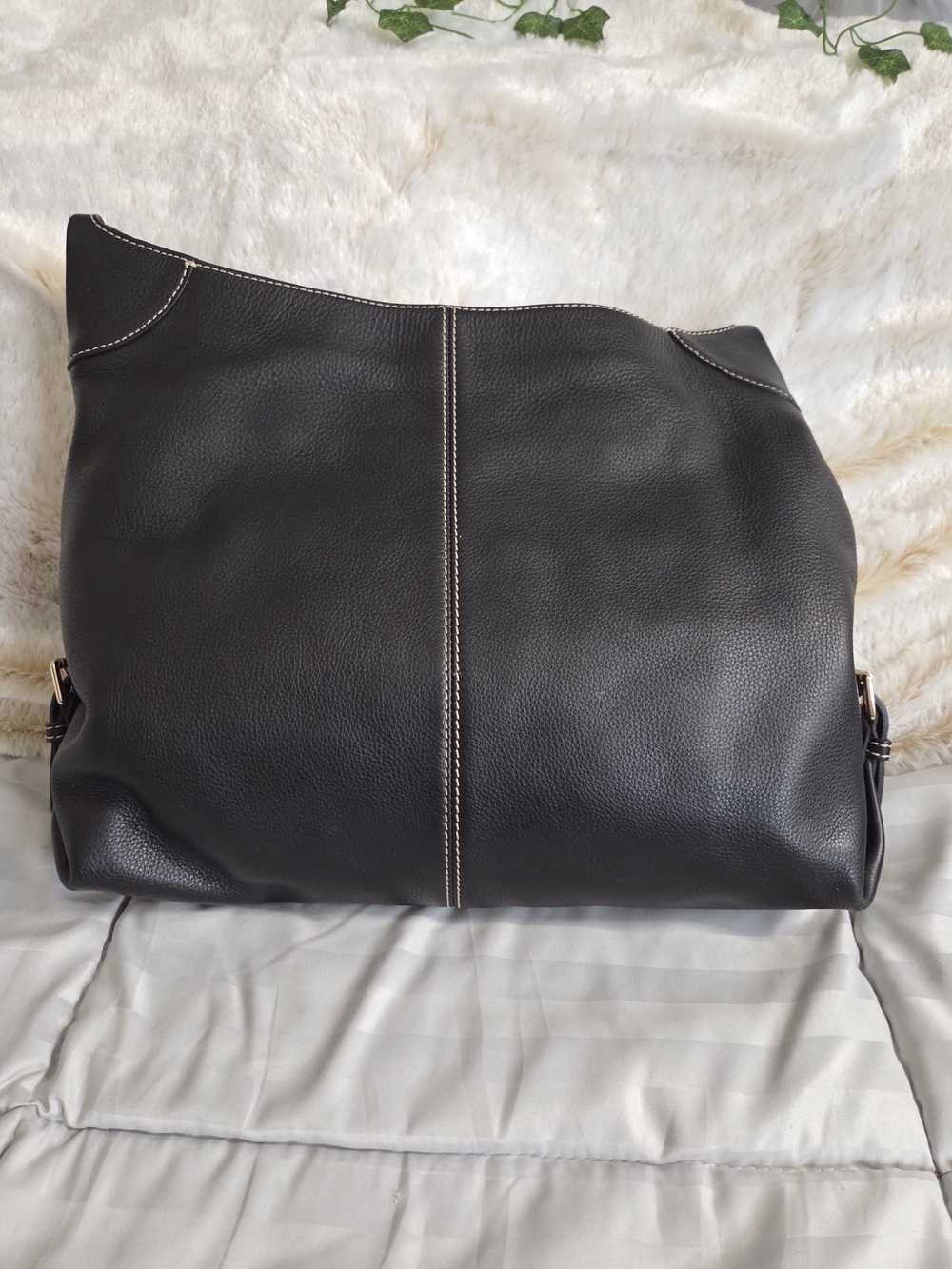 Dooney & Bourke Frederica Dhoulder Bag - Picture 8 of 16